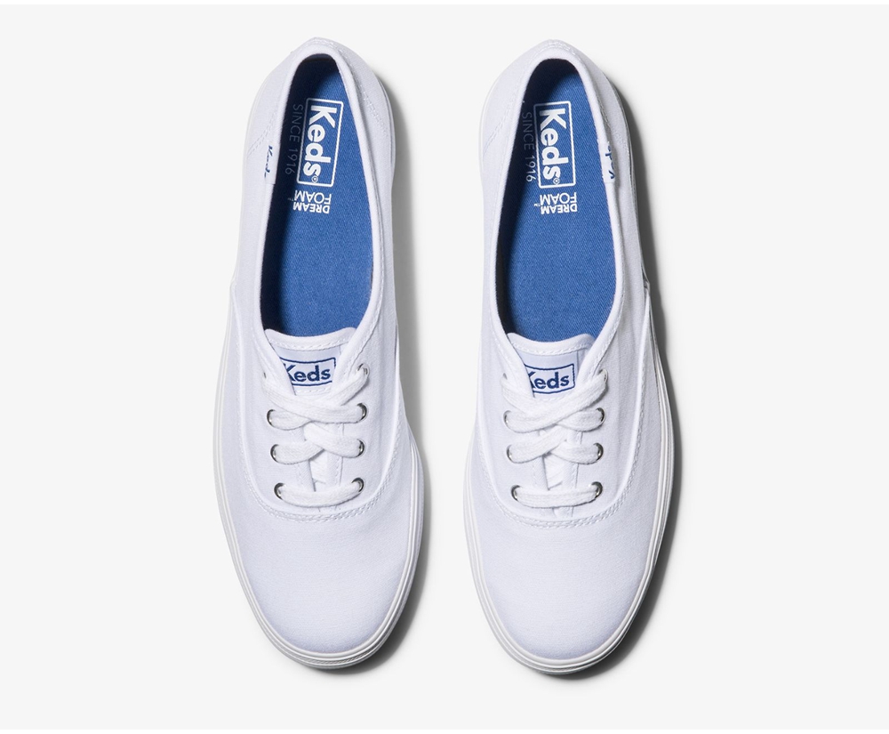 Womens Keds Sneakers - Triple Kick - White - 4713-DZKFP